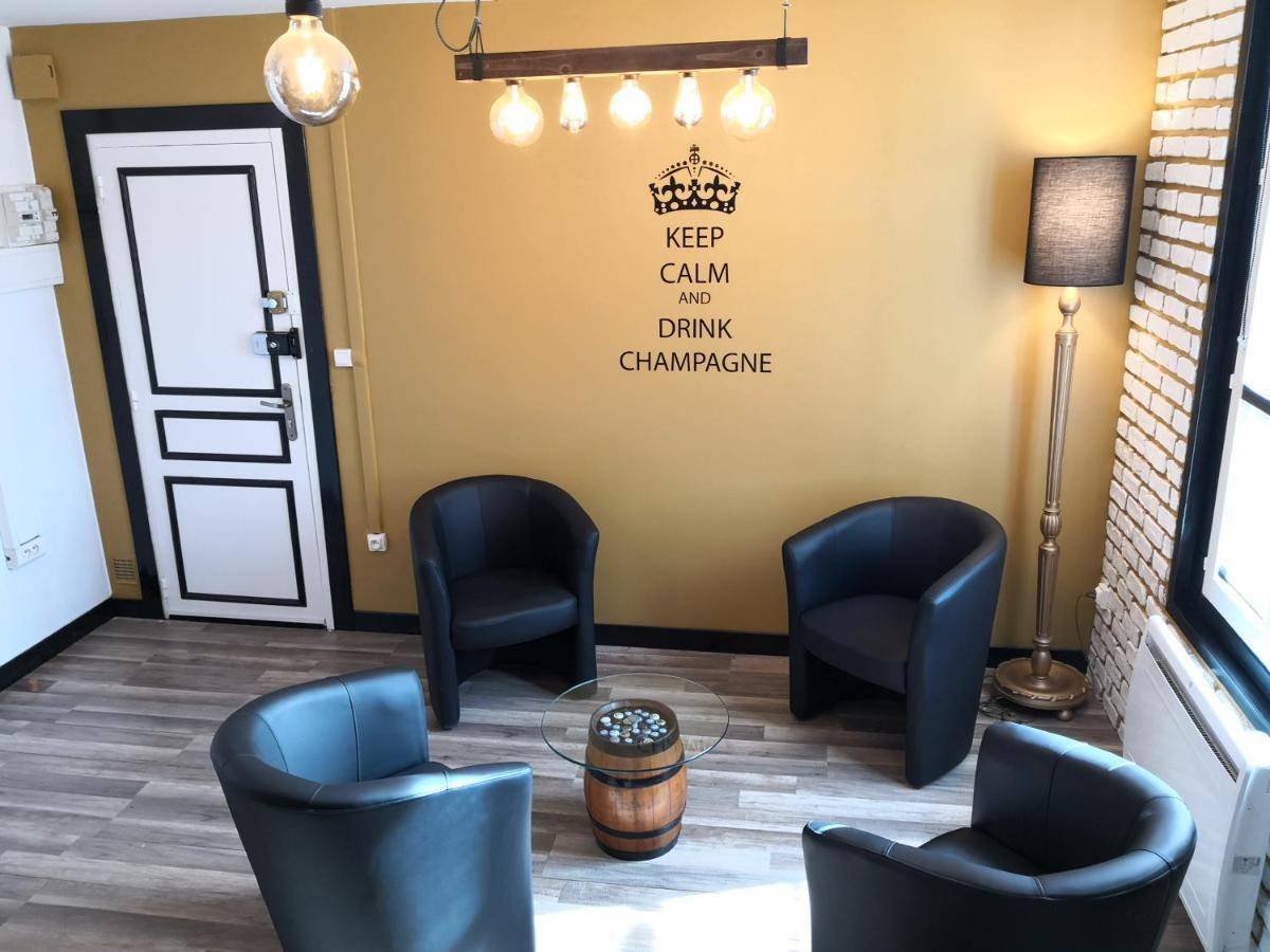 Groom Epernay - Jacuzzi & Champagne Eksteriør bilde